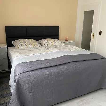 - Mitten Im Herz Goslar